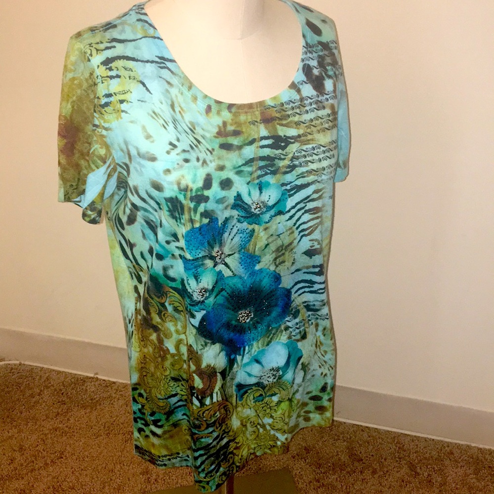 Women’s cotton tee